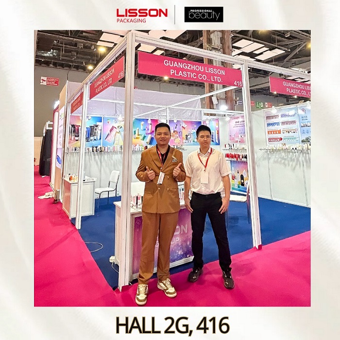 Пластиковые бутылки Lisson на выставке Delhi Beauty Show 2026