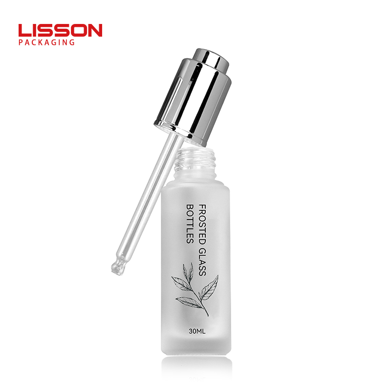 How to Choose the Right Cosmetic Glass Bottle for Essential Oils?